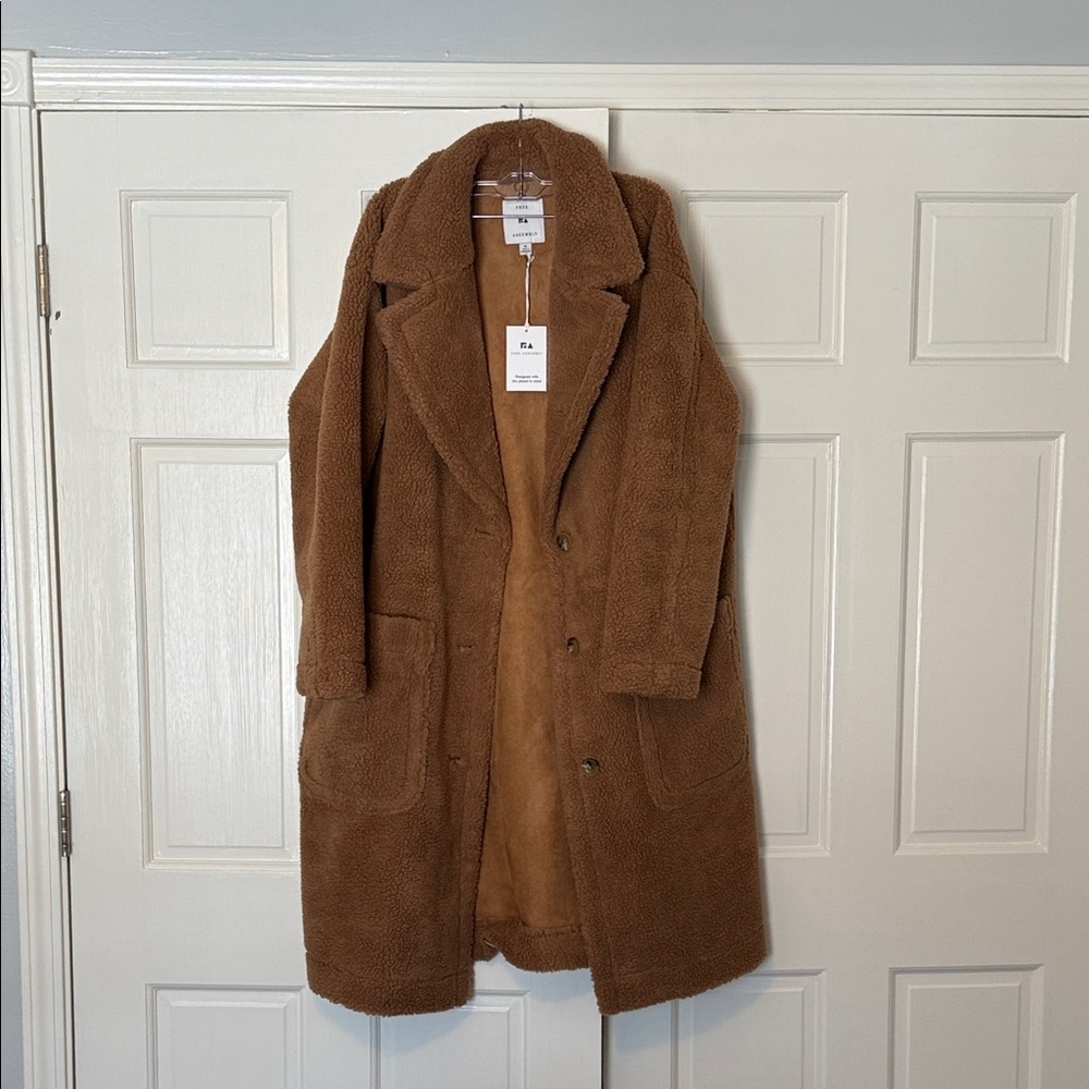 Free Assembly Brown Teddy Jacket NWT XL